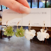 گوشواره گل نگین دار آویز کد 399-2